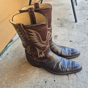 Rios of Mercedes Brown and Tan Western Boots